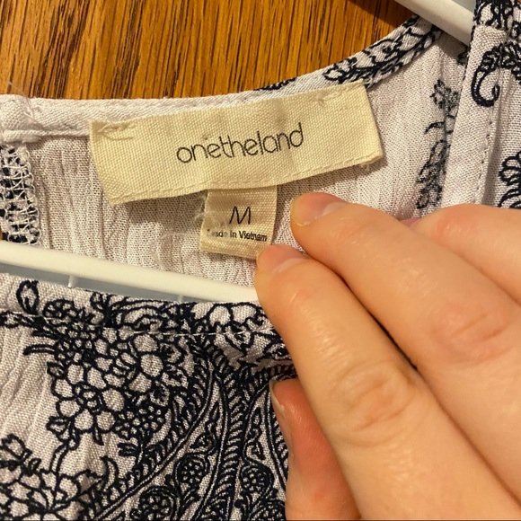 Matching Shorts and Top Set - Picture 4 of 4